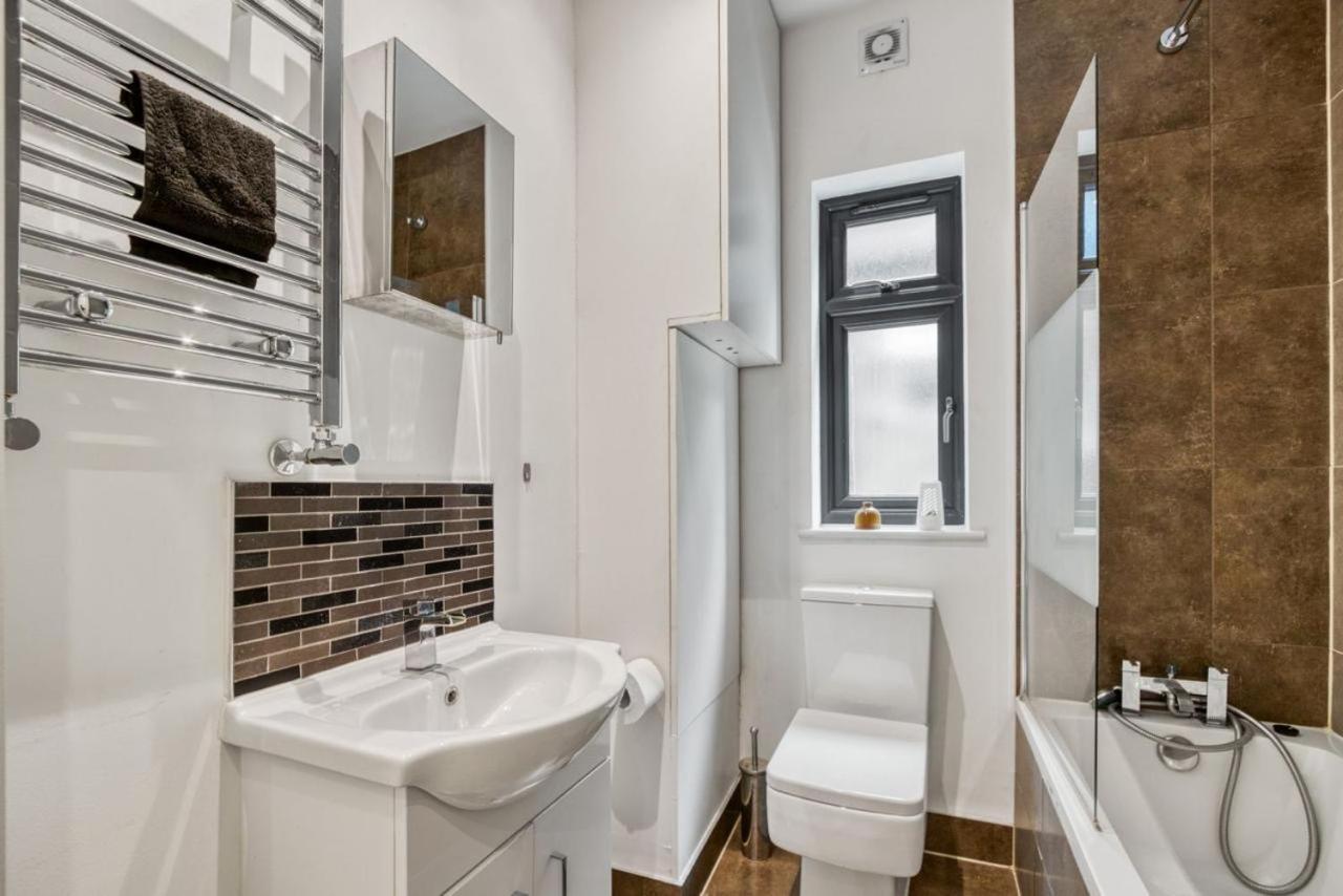 Luxurious Hidden Gem In Wandsworth Lejlighed London Eksteriør billede