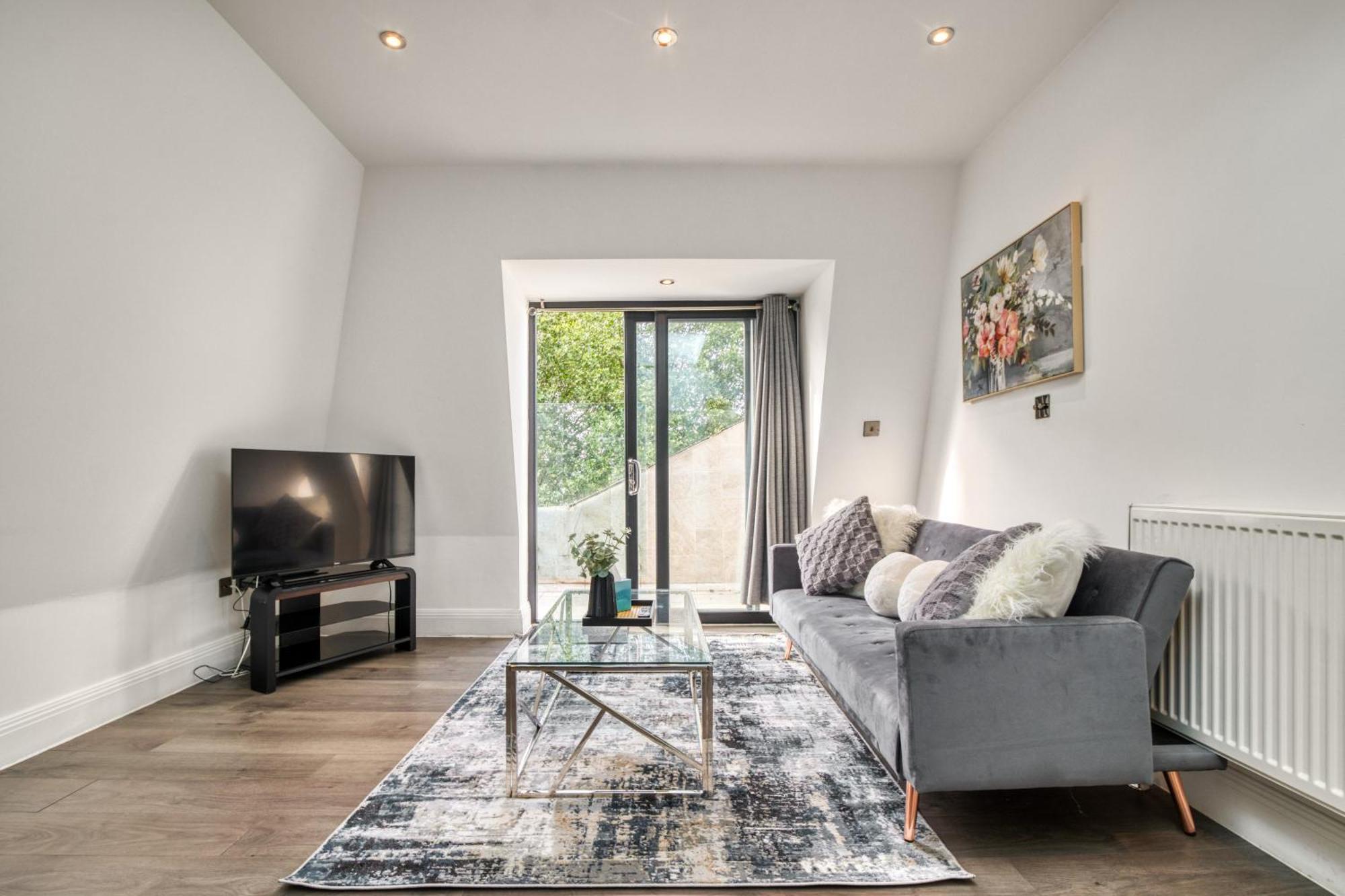 Luxurious Hidden Gem In Wandsworth Lejlighed London Eksteriør billede