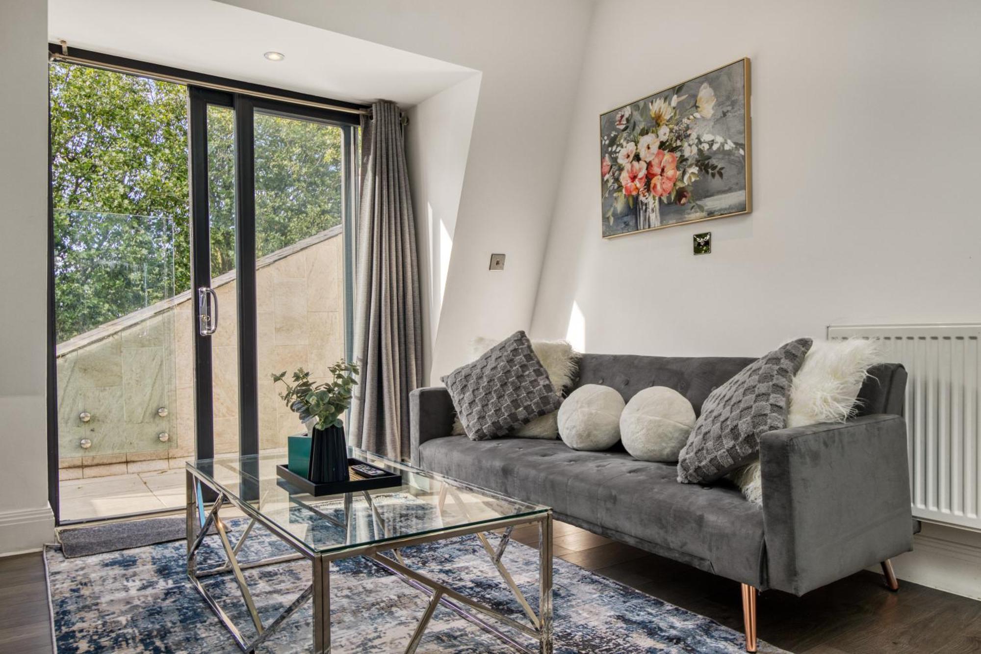 Luxurious Hidden Gem In Wandsworth Lejlighed London Eksteriør billede